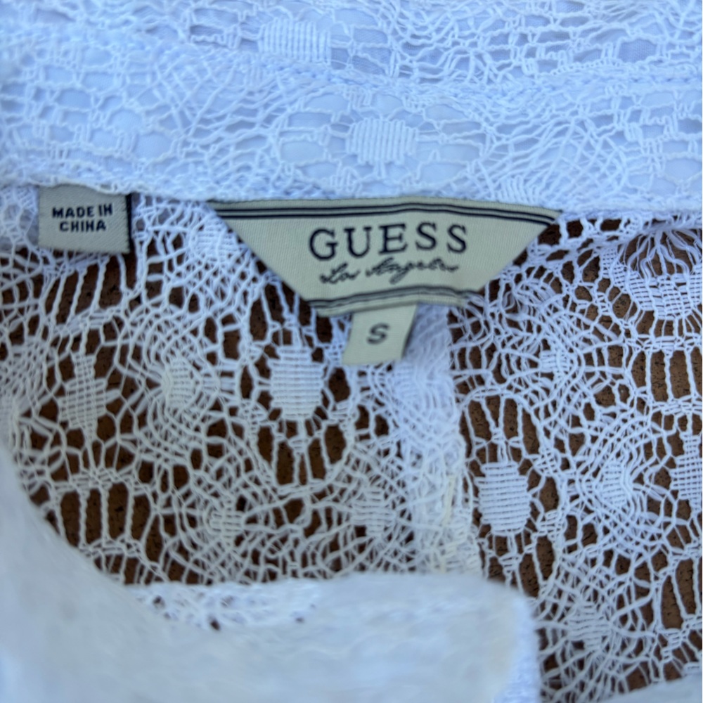 Guess White Lace Button Down Sleeveless Top - Picture 4 of 6
